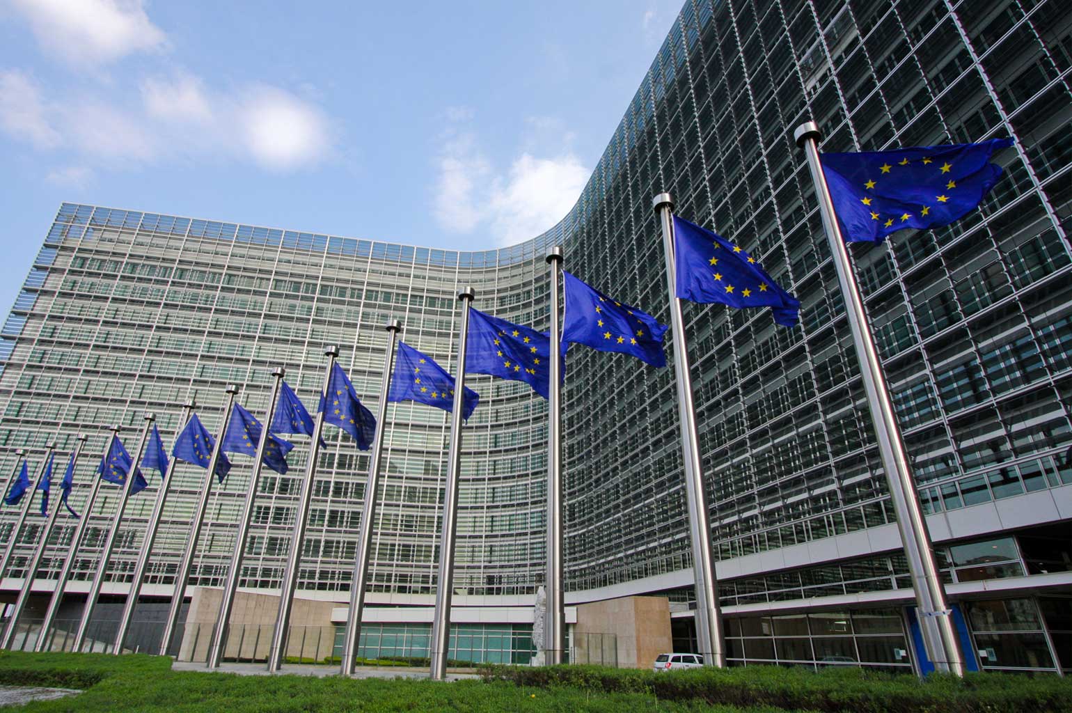 Read more about the article Avrupa Birliği 15 Açık Kaynak Yazılımı için Hata Ödül Programları Başlattı